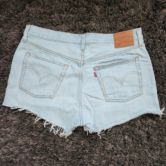 Levi 501 shorts - Picture 2 of 4